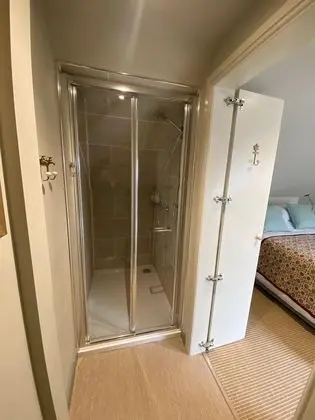 Deluxe Kulübe, Engellilere Uygun, Banyolu/Duşlu