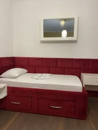 Deluxe Üç Kişilik Oda