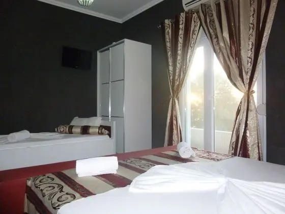 Deluxe Üç Kişilik Oda