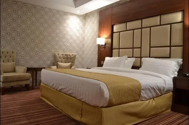 Deluxe Tek Büyük veya İki Ayrı Yataklı Oda