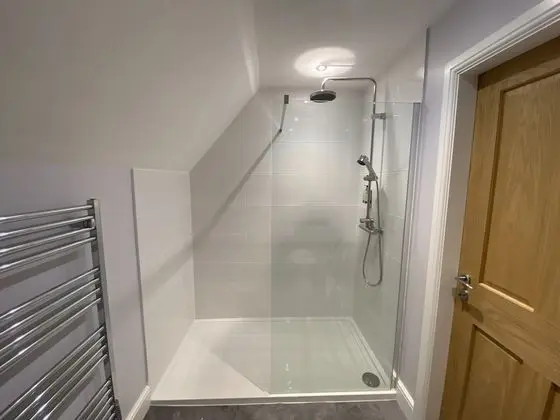 Süit, Banyolu/Duşlu