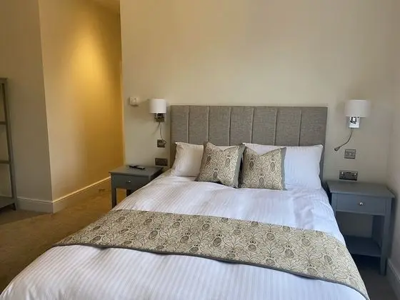 Superior Tek Büyük Yataklı Oda, Banyolu/Duşlu