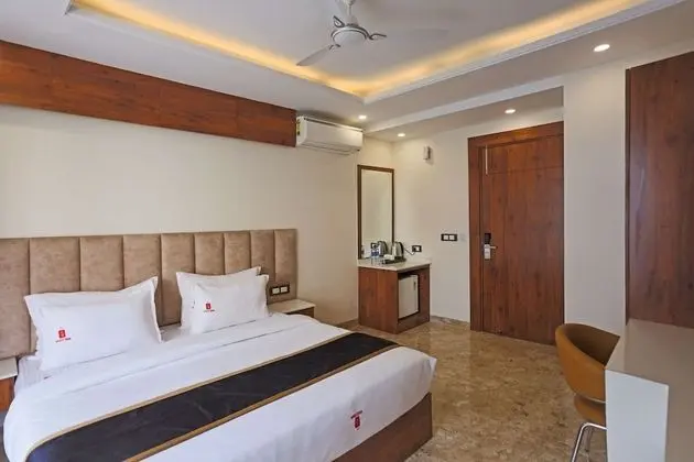 Deluxe Tek Büyük Yataklı Oda