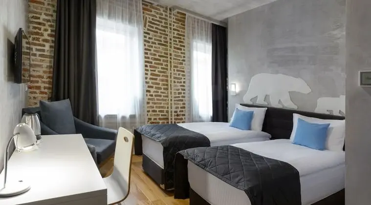 Grand Tek Büyük veya İki Ayrı Yataklı Oda