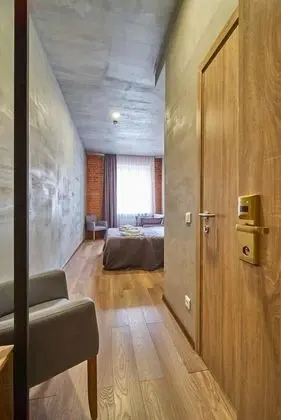 Family Tek Büyük Yataklı Oda