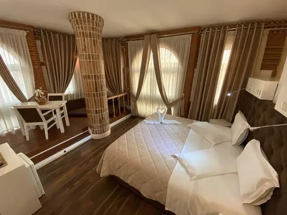 Deluxe Tek Büyük Yataklı Oda, Sigara İçilmez, Şehir Manzaralı