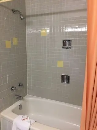 Oda, 1 En Büyük (King) Boy Yatak, Sigara İçilmez (Jacuzzi)