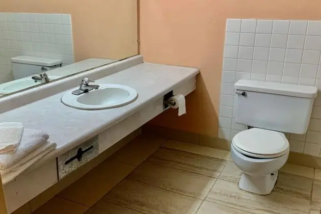 Oda, 2 Çift Kişilik Yatak, Sigara İçilmez