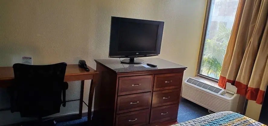 Standard Oda, 1 En Büyük (King) Boy Yatak, Muhtelif Manzaralı (King Bed Non Smoking)