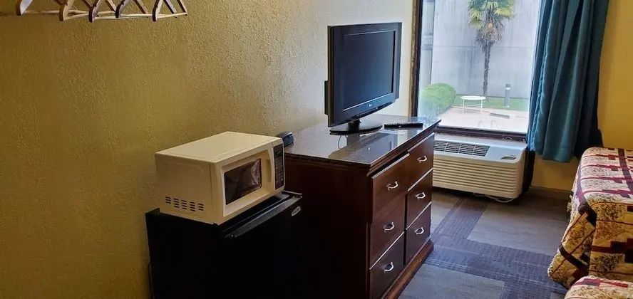 Standard Oda, 2 Çift Kişilik Yatak, Muhtelif Manzaralı (2 Double Beds Non Smoking)