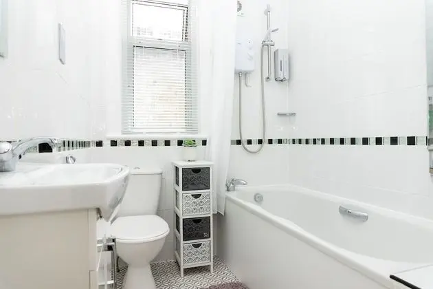 Family Ev, Özel Banyo, Bahçe Manzaralı (Red Cherry House)