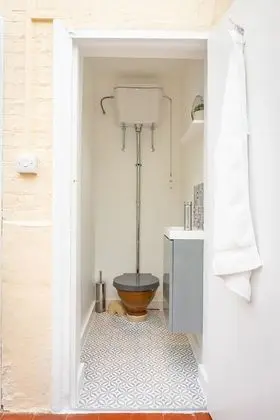 Family Ev, Özel Banyo, Bahçe Manzaralı (Red Cherry House)
