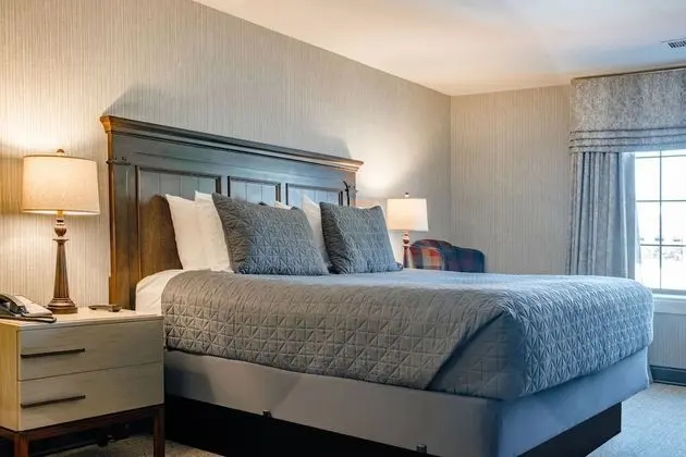 The Oxford One Bedroom Suite