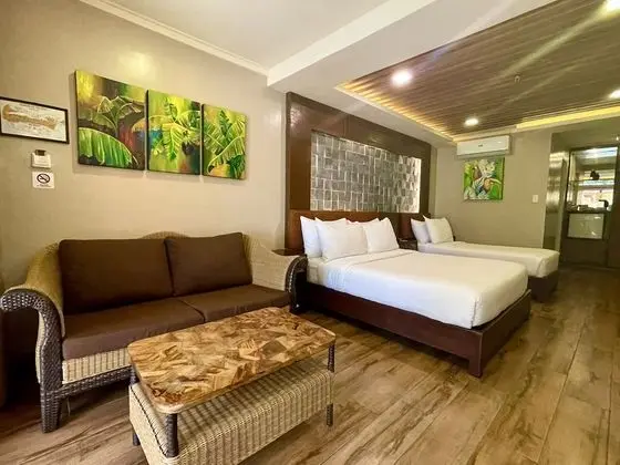 Premier Poolview