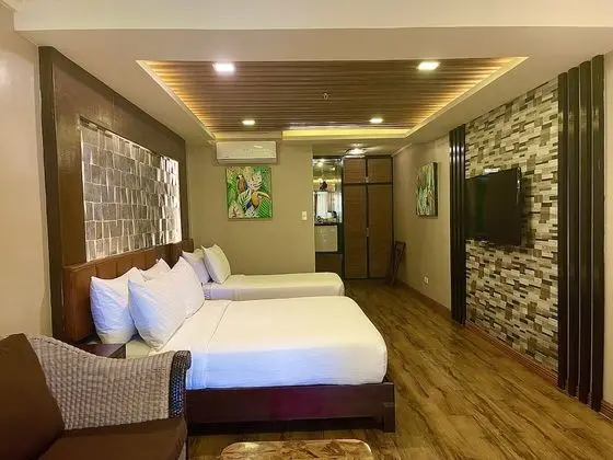 Premier Poolview