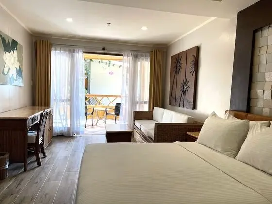 Suite Poolview