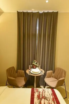 Standard Queen Without Window