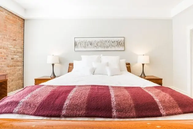 Apart Daire (3-KING Beds Center Of D-TWN LUXURY On)