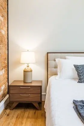 Apart Daire (3-KING Beds Center Of D-TWN LUXURY On)