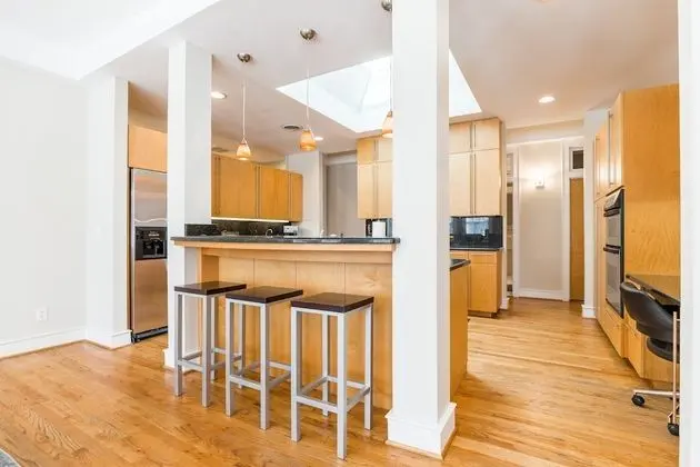 Apart Daire (3-KING Beds Center Of D-TWN LUXURY On)