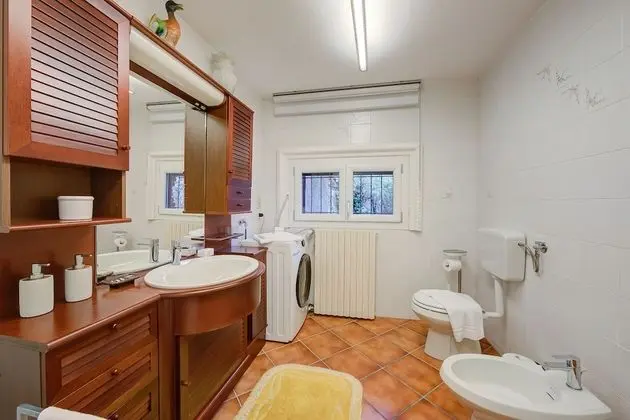 Family Apart Daire, 1 En Büyük (King) Boy Yatak ve Çekyat (Red Door Apartment Private Terrace)