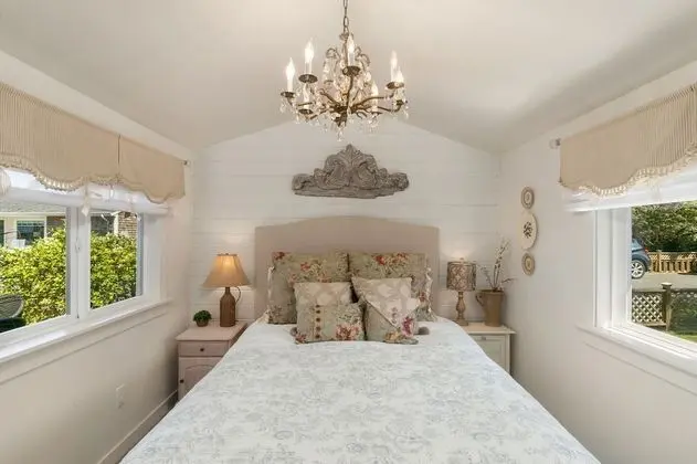 Ev (2 Bedrooms)