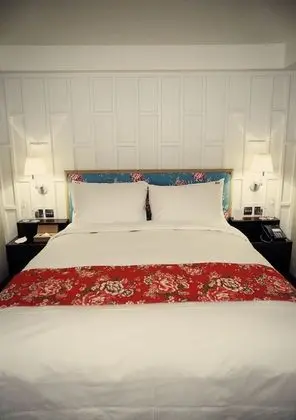 Classic Tek Büyük Yataklı Oda