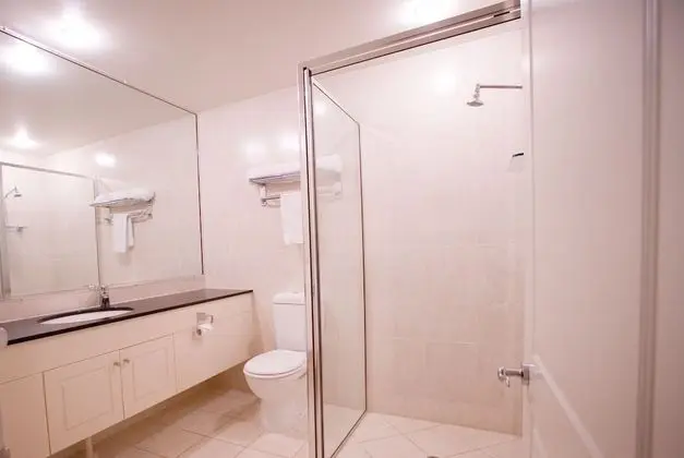 Executive Oda, Sigara İçilmez, Balkon (RedEarth Exec Sofa Room)