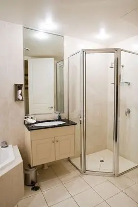 Standard Oda, Sigara İçilmez, Sıcak Su Küveti (RedEarth Spa King Suite)