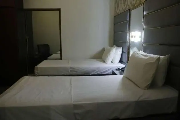 Deluxe Üç Kişilik Oda