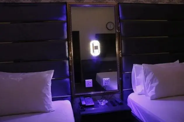 Deluxe Üç Kişilik Oda