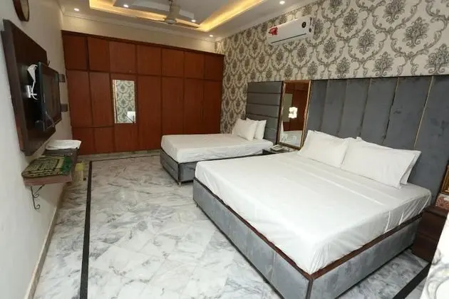 Deluxe Üç Kişilik Oda