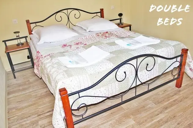 Basic Tek Büyük Yataklı Oda, 1 Çift Kişilik Yatak, Özel Banyo, Zemin Kat