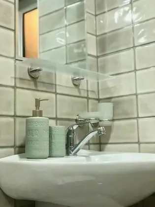 Basic Tek Büyük Yataklı Oda, 1 Çift Kişilik Yatak, Özel Banyo, Zemin Kat