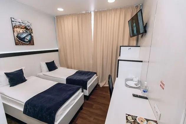 Standard Tek Büyük veya İki Ayrı Yataklı Oda