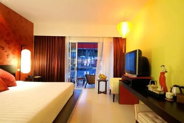 Deluxe Oda, Havuz Kullanımı