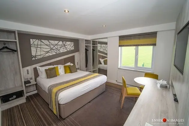 Contempo Deluxe Double Room