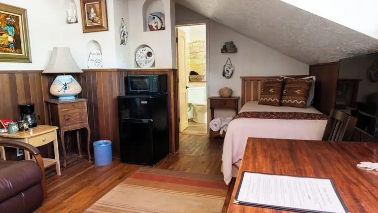 Deluxe Süit (Sunrise Suite 2nd floor, No Pets)