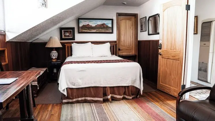 Deluxe Süit (Sunrise Suite 2nd floor, No Pets)