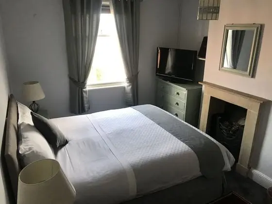 Tek Büyük Yataklı Oda, Özel Banyo (External)