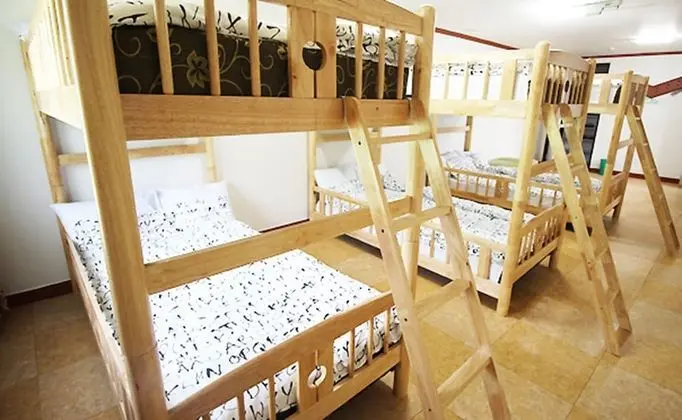 Ortak Ranzalı Oda, Sadece kadınlar için (6 people)