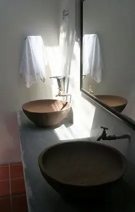 6 - Beds Mixed Dorm