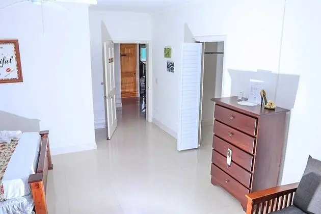 Luxury Tek Büyük Yataklı Oda