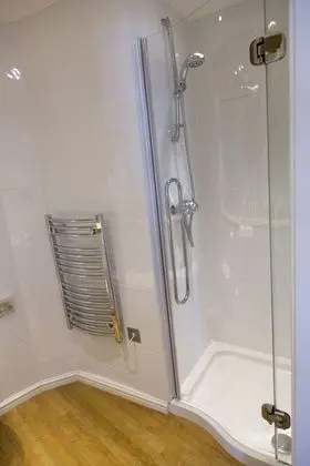 Classic Tek Büyük Yataklı Oda, Banyolu/Duşlu