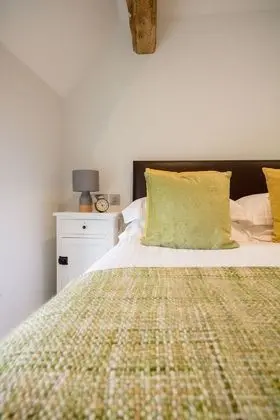 Tek Büyük Yataklı Oda, Banyolu/Duşlu