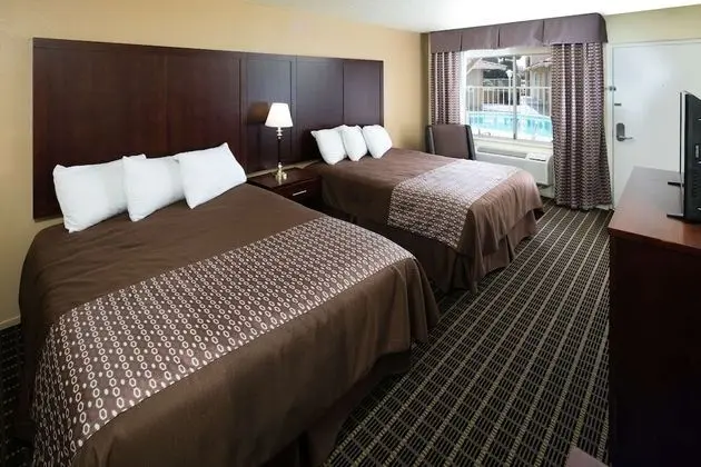 Suite, Multiple Beds, Non Smoking