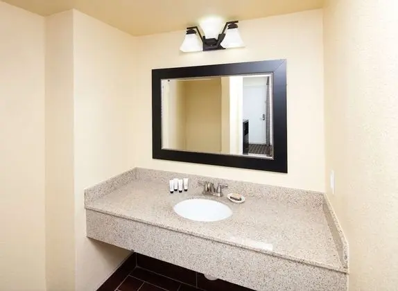 Suite, Multiple Beds, Non Smoking