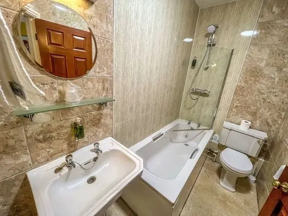 Classic İki Ayrı Yataklı Oda, Banyolu/Duşlu (or Shower)