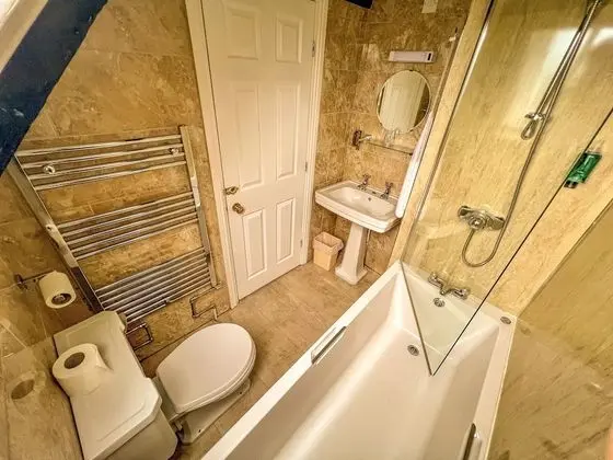 Deluxe İki Ayrı Yataklı Oda, Banyolu/Duşlu (or Shower)