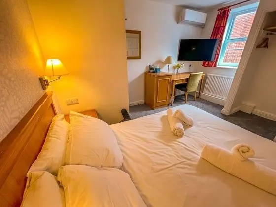 Deluxe Tek Büyük Yataklı Oda, Banyolu/Duşlu (or Shower)